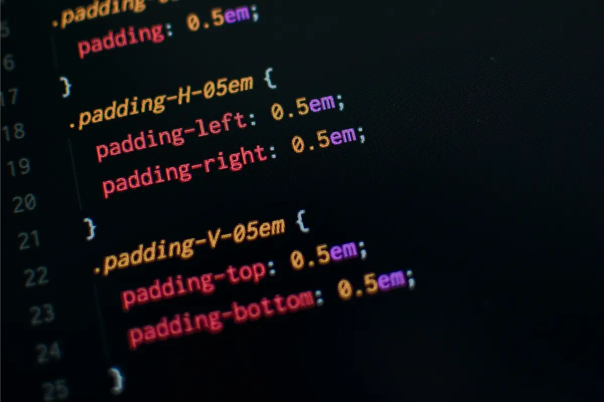 ¿Qué diferencia hay entre em y rem en CSS?
