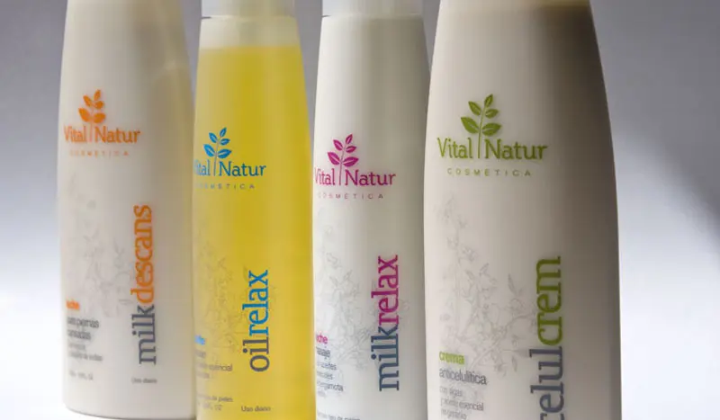 Packaging de autor para productos de belleza y bebidas artesanales